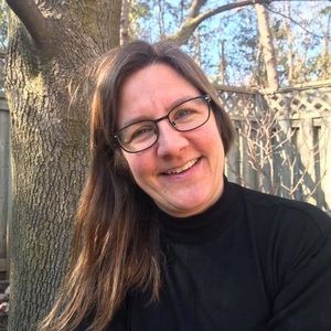 Meet your Posher, Dana